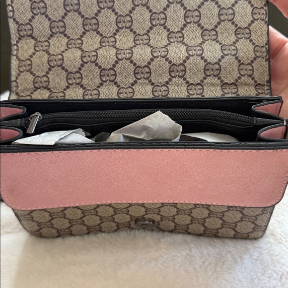 BRAND NEW BEE PURSE - Picture 3 of 5